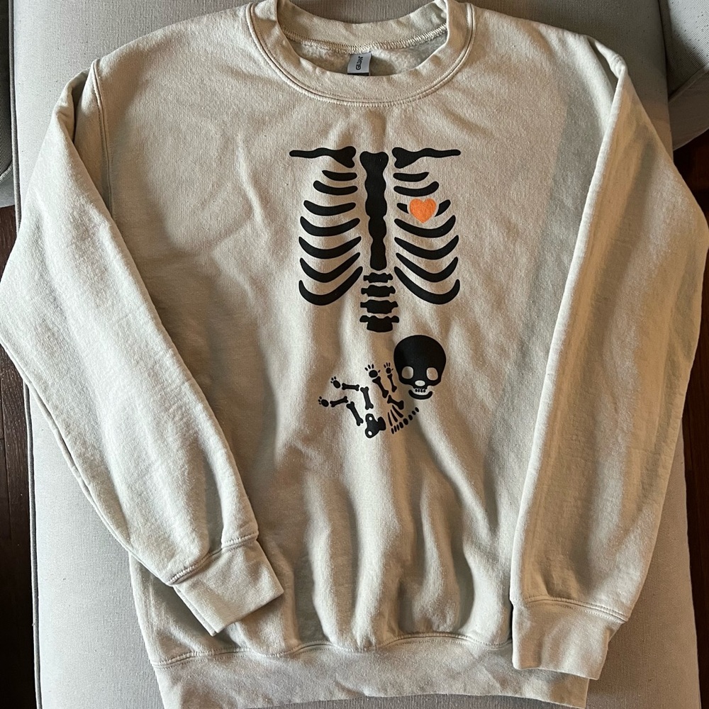 Baby announcement sweater.